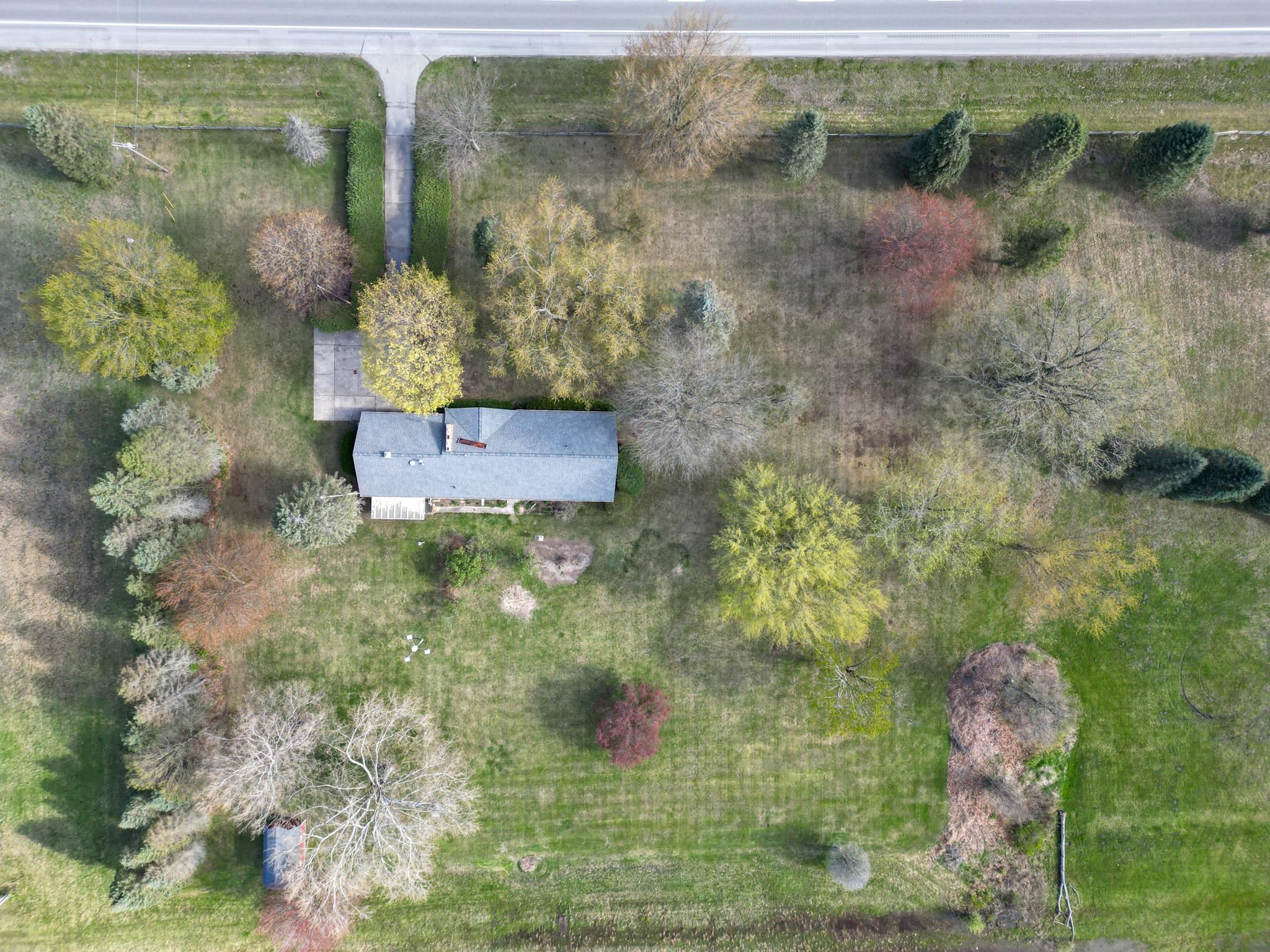 8670 East Pickard Road Mount Pleasant, MI 48858 - Photo 6 of 45