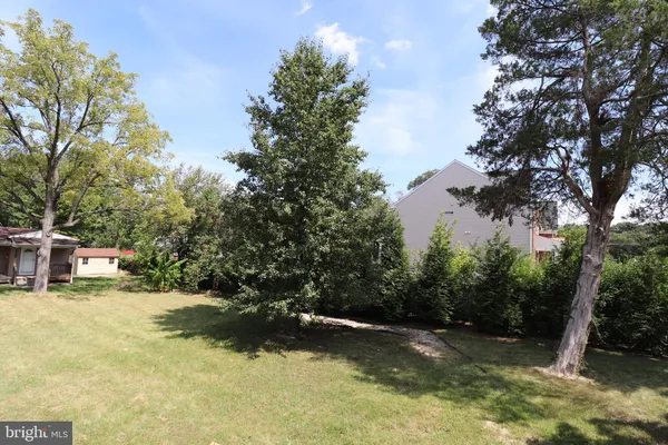 $3,200 | 4006 Buckman Road, Alexandria, VA 22309