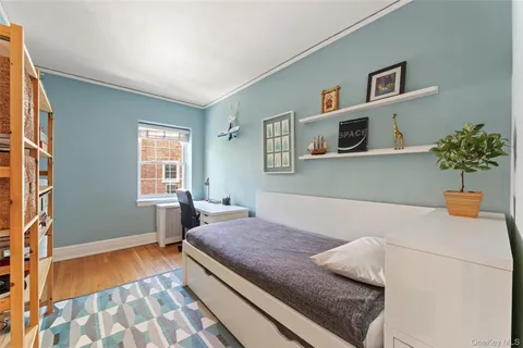 $599,000 | 2 Alden Place, Unit 4D, Bronxville, NY 10708