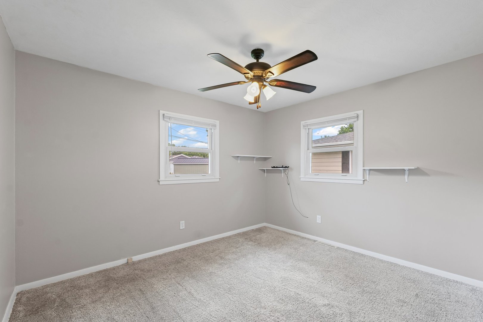 809 South Longview Road Monticello, IL 61856 - Photo 13 of 31 Gallery Image 13