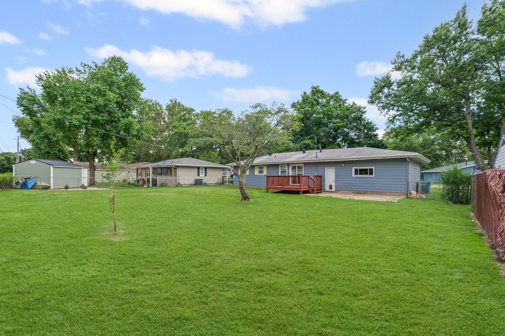 809 South Longview Road Monticello, IL 61856 - Photo 28 of 31 Gallery Image 28