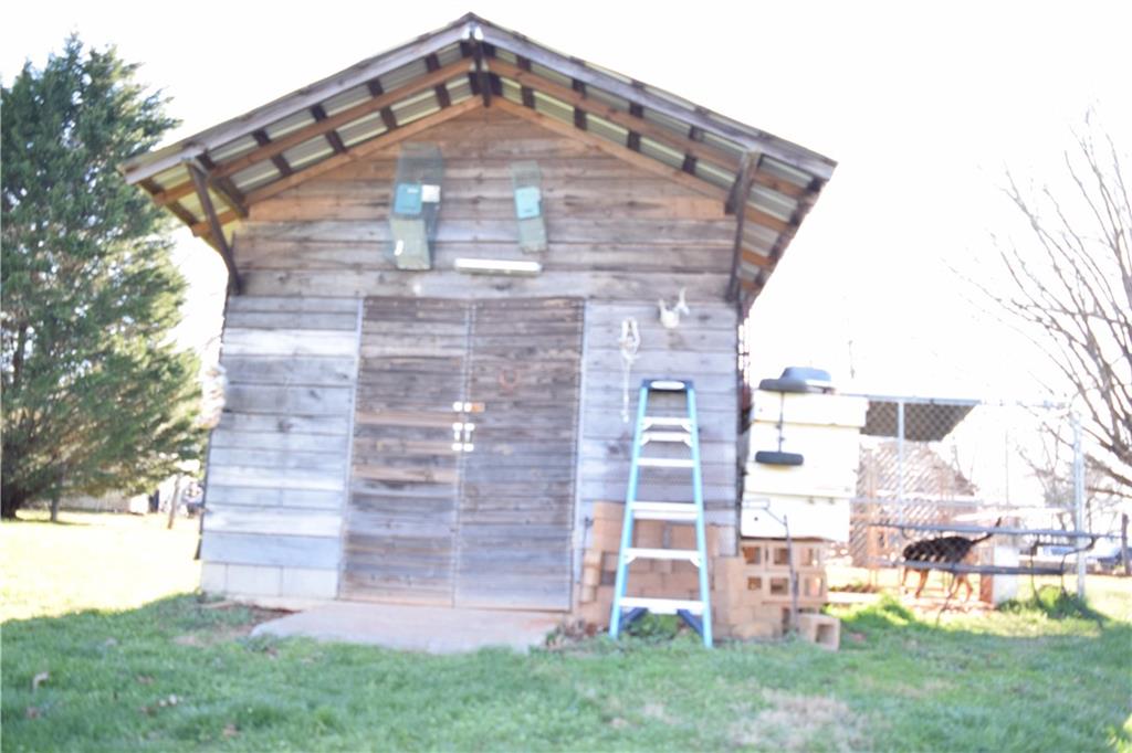 1926 Jamestown Road Morganton, NC 28655 - Photo 28 of 29 Gallery Image 28