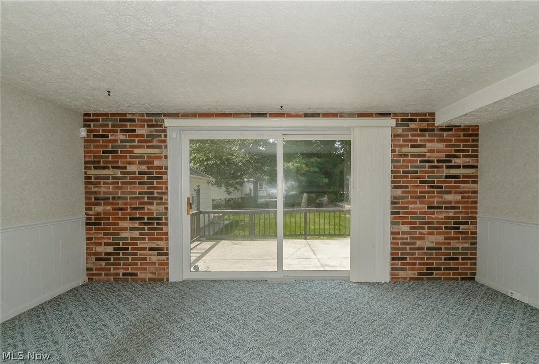 1328 Churchill Road Lyndhurst, OH 44124 - Photo 7 of 22