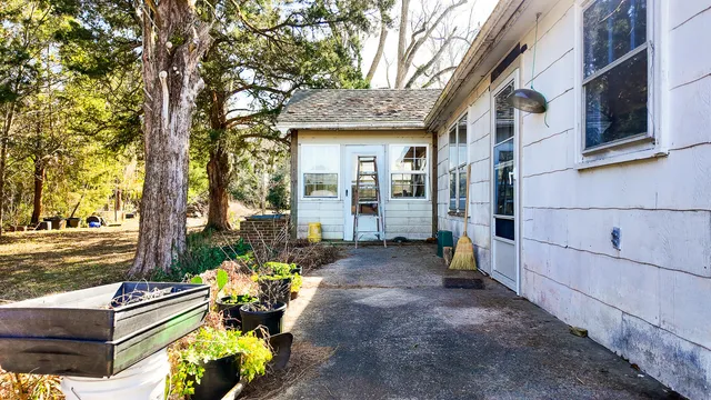 $499,999 | 970 Groomstown Road, Cross, SC 29436