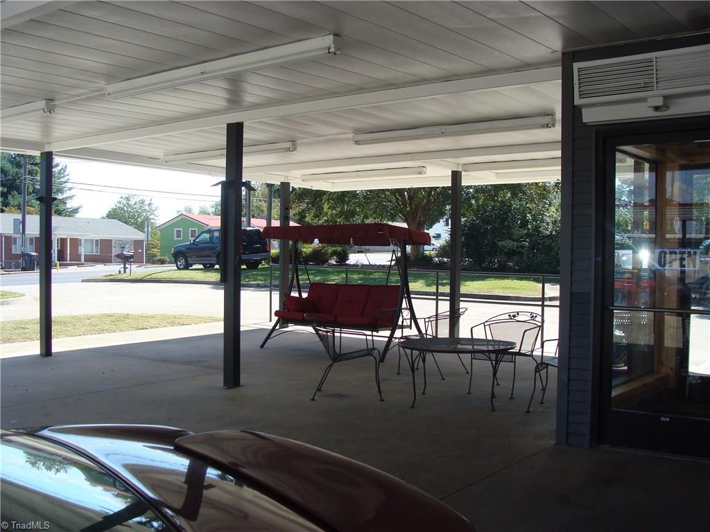 1425 Bridge Street Elkin, NC 28621 - Photo 15 of 18
