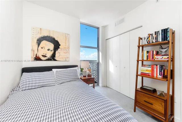 $3,400 | 1100 South Miami Avenue, Unit 2707, Miami, FL 33130