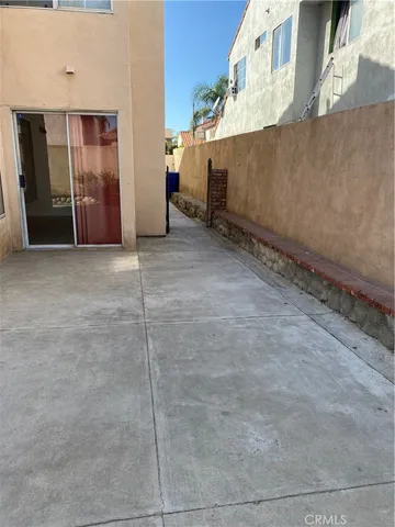 a view of a room with an empty space