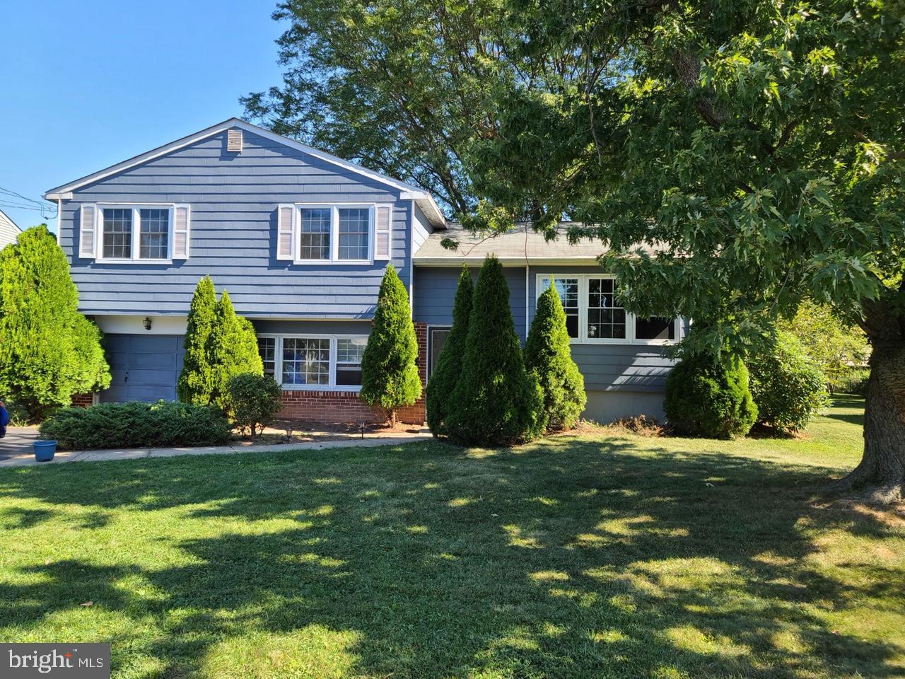 899 Phillips Road Warminster, PA 18974 - Photo 1 of 36