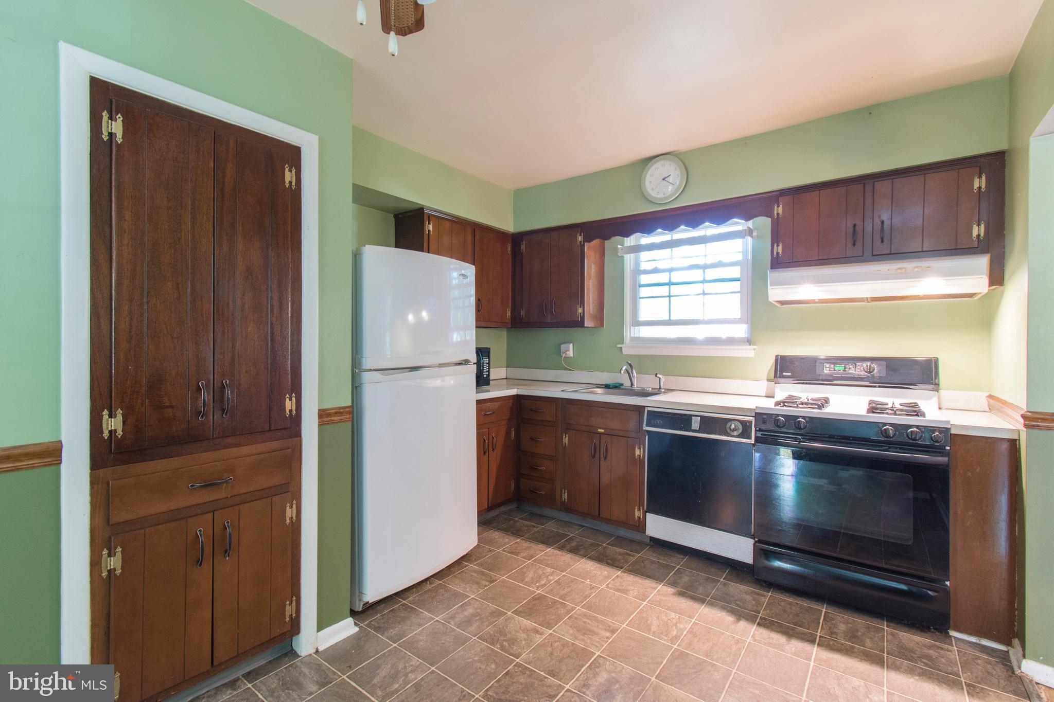 899 Phillips Road Warminster, PA 18974 - Photo 18 of 36