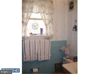 3237 Byberry Road Philadelphia, PA 19154 - Photo 11 of 12 Bathroom
