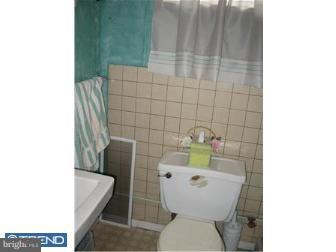 3237 Byberry Road Philadelphia, PA 19154 - Photo 12 of 12 Bathroom