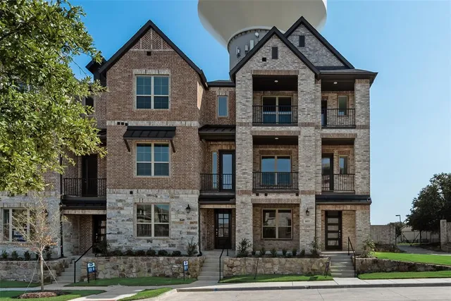 $622,432 | 8055 Challenger Lane, Frisco, TX 75034
