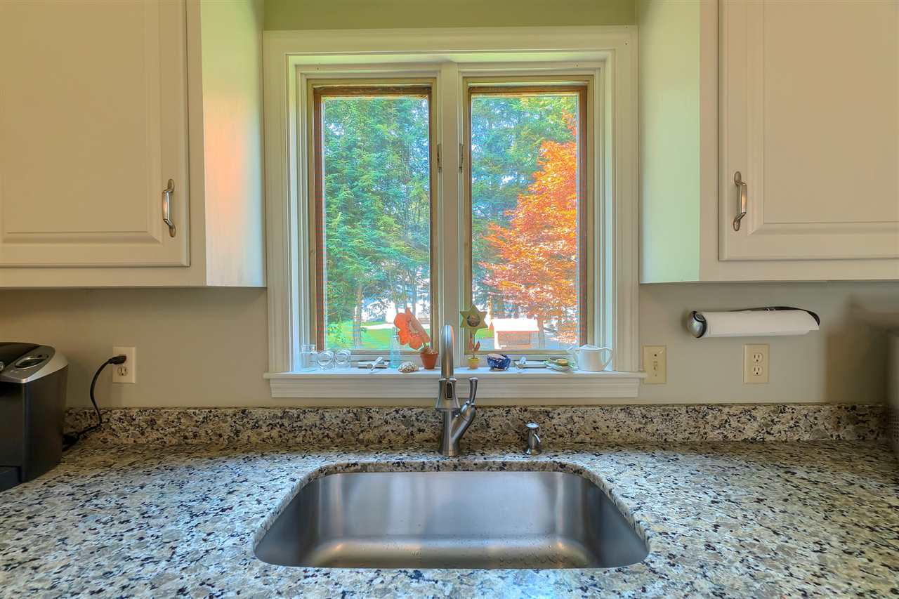 55 Spring Brook Drive Hampstead, NH 03841 - Photo 5 of 36 Gallery Image 5