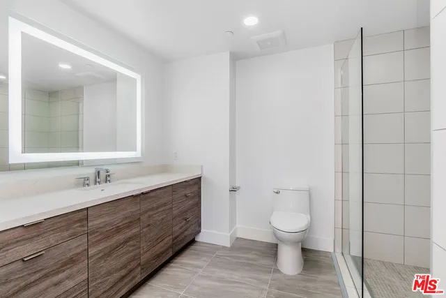 $5,449 | 3632 Keystone Avenue, Unit 302, Los Angeles, CA 90034