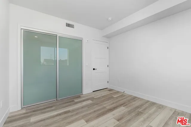 $5,449 | 3632 Keystone Avenue, Unit 302, Los Angeles, CA 90034