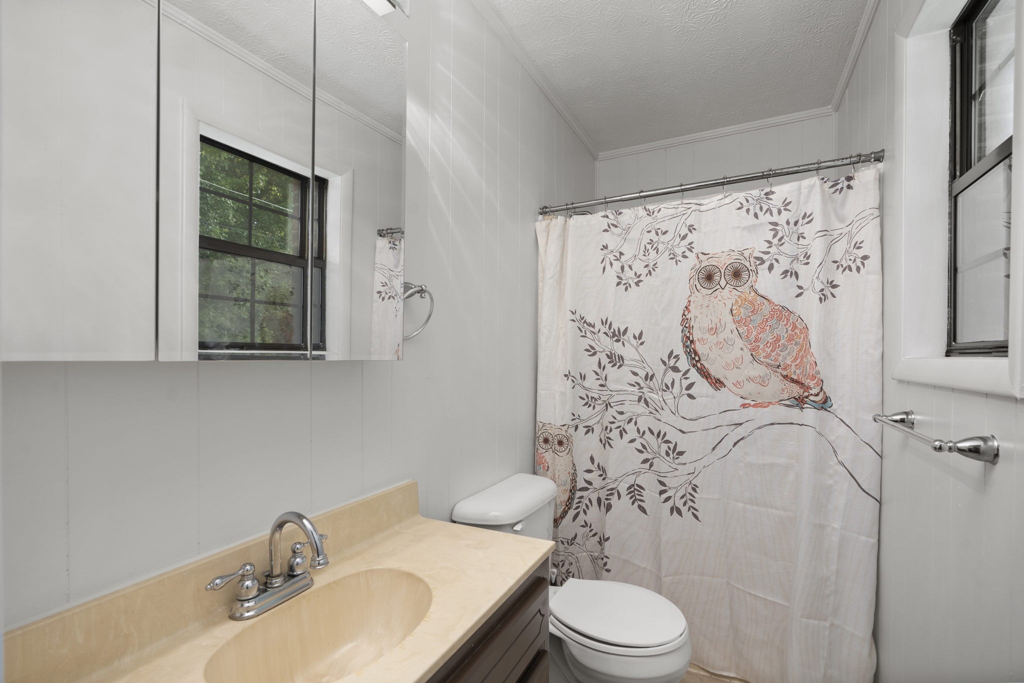 450 Fowler Ford Road Portland, TN 37148 - Photo 15 of 20 a bathroom with a sink toilet and shower