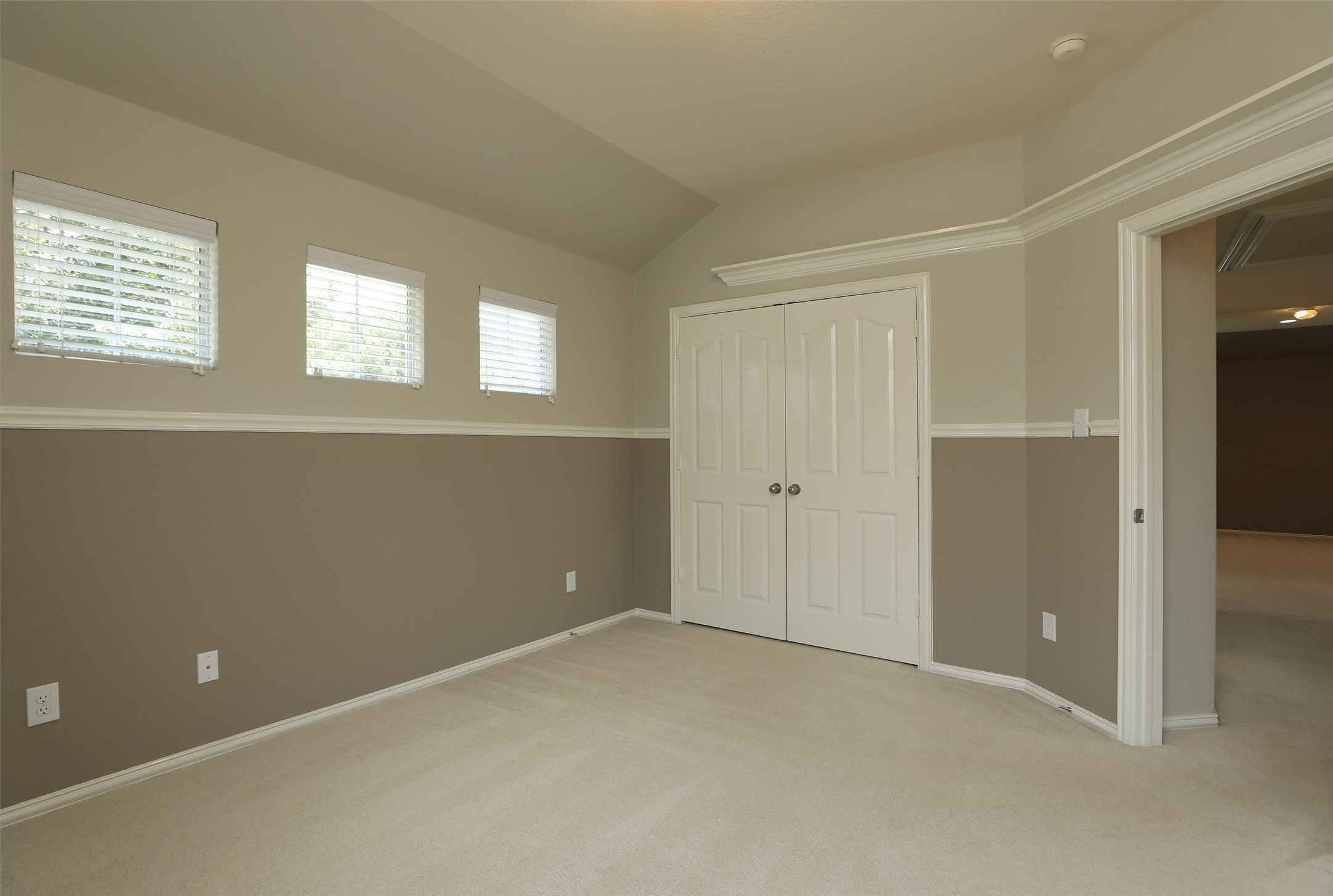 9603 Red Rugosa Drive Houston, TX 77095 - Photo 31 of 43 Secondary Bedroom