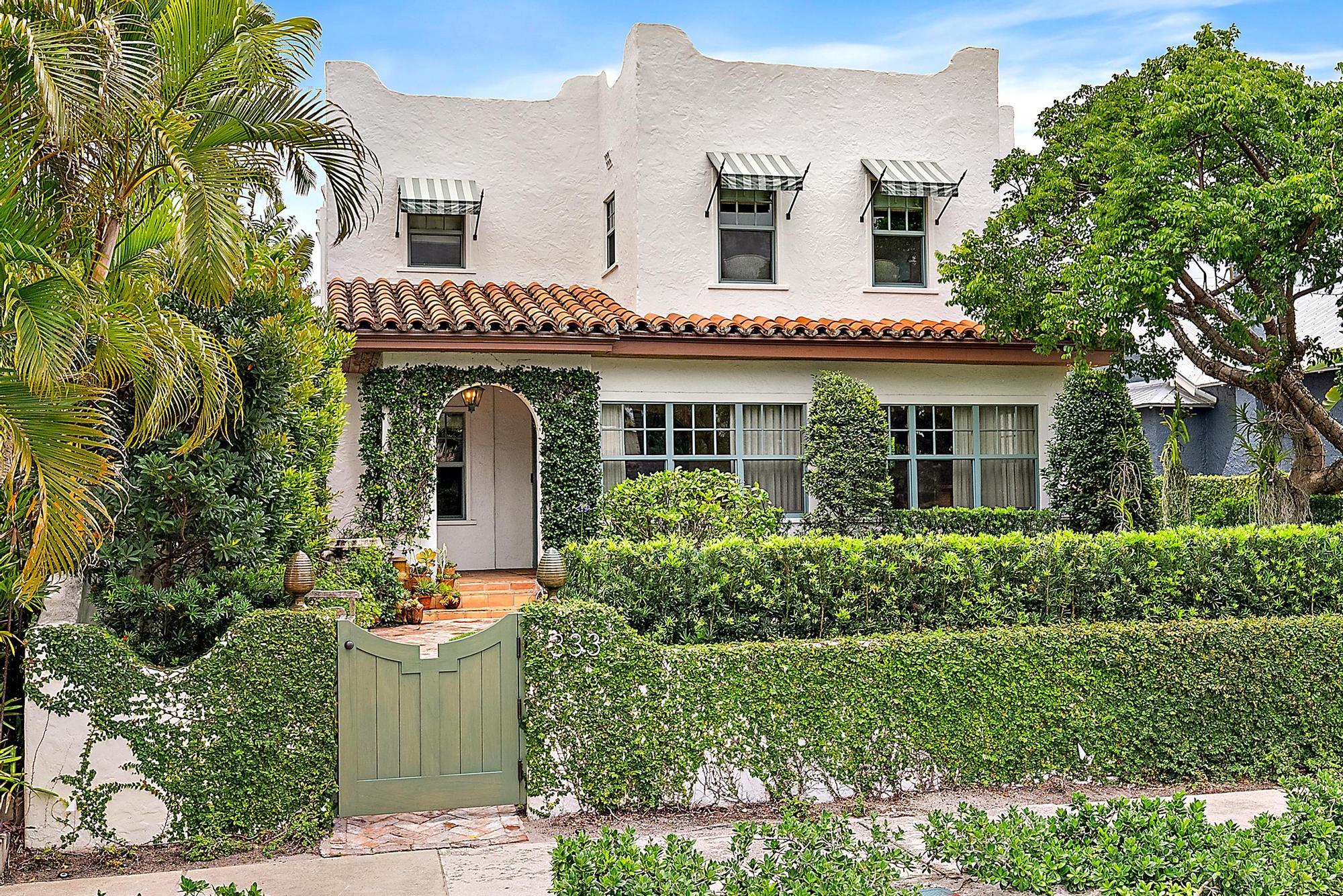 333 Pilgrim Road West Palm Beach, FL 33405 - Photo 1 of 31 Front Entry