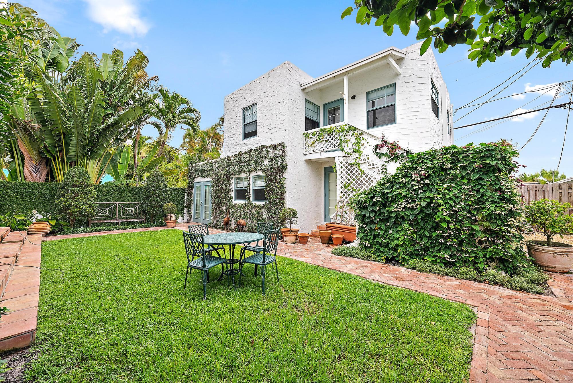 333 Pilgrim Road West Palm Beach, FL 33405 - Photo 3 of 31 333 Pilgrim Rd-37