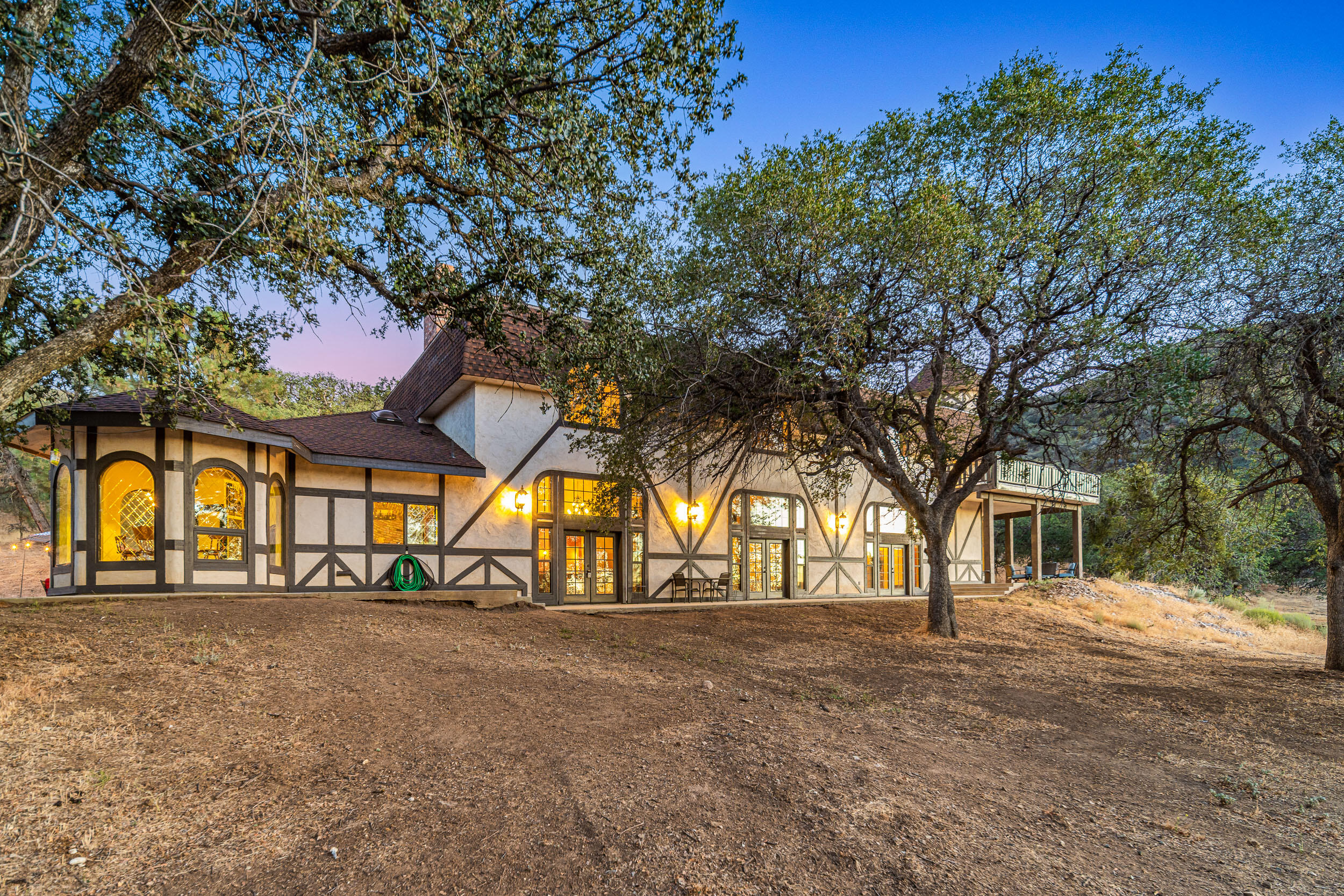 20718 Darsy Road Tehachapi, CA 93561 - Photo 2 of 64 a front view of a house with a yard