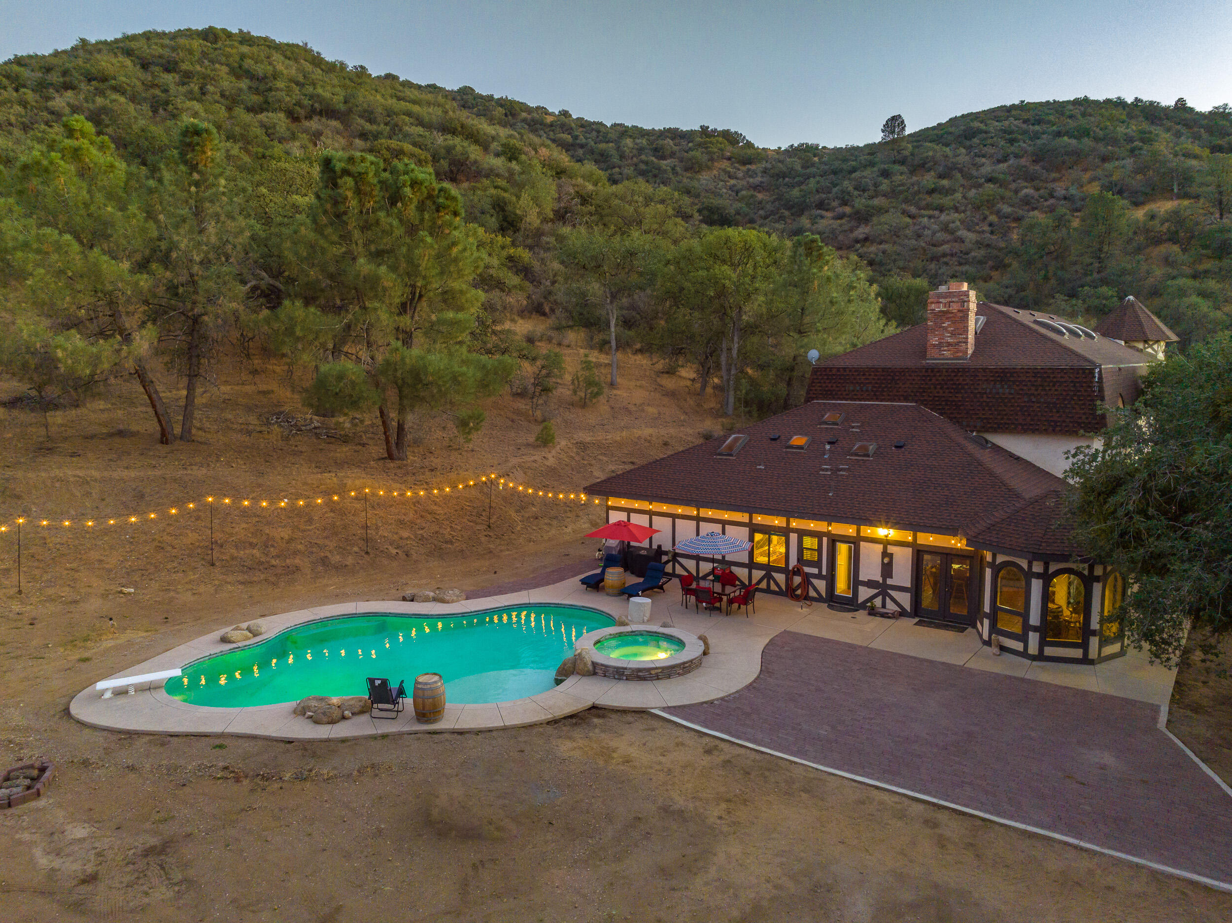 20718 Darsy Road Tehachapi, CA 93561 - Photo 55 of 64 an aerial view of a house