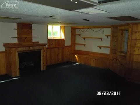 11072 North Latson Road Linden, MI 48451 - Photo 4 of 10 20208823-3.JPG