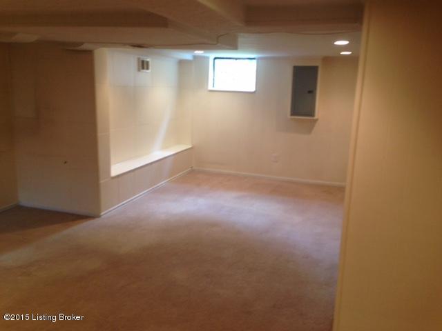 3703 Hughes Road Louisville, KY 40207 - Photo 23 of 32 IMG_7825