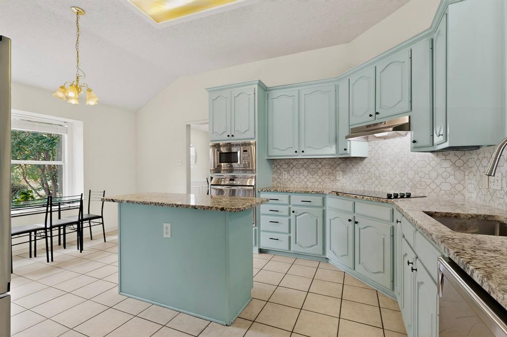 320 Elizabeth Trail Murphy, TX 75094 - Photo 12 of 36
