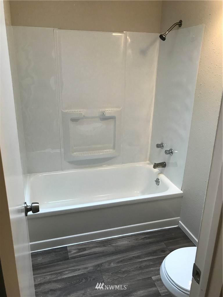 4308 Heather Road Bremerton, WA 98312 - Photo 6 of 24 Gallery Image 6