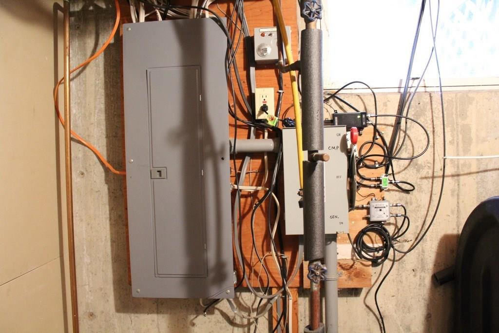 890 North Penobscot Road Penobscot, ME 04476 - Photo 20 of 31 electrical