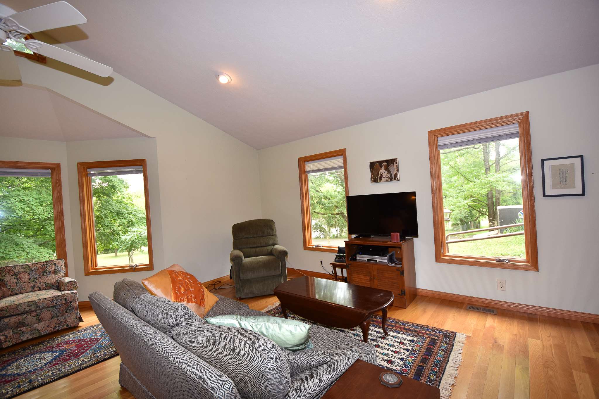 3125 South Snoddy Road Bloomington, IN 47401 - Photo 14 of 36 Gallery Image 14