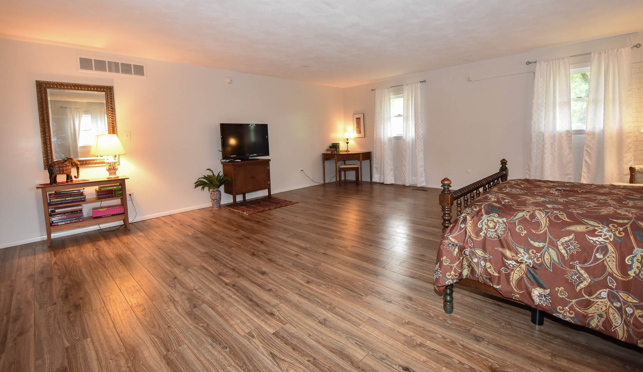 3125 South Snoddy Road Bloomington, IN 47401 - Photo 16 of 36 Gallery Image 16