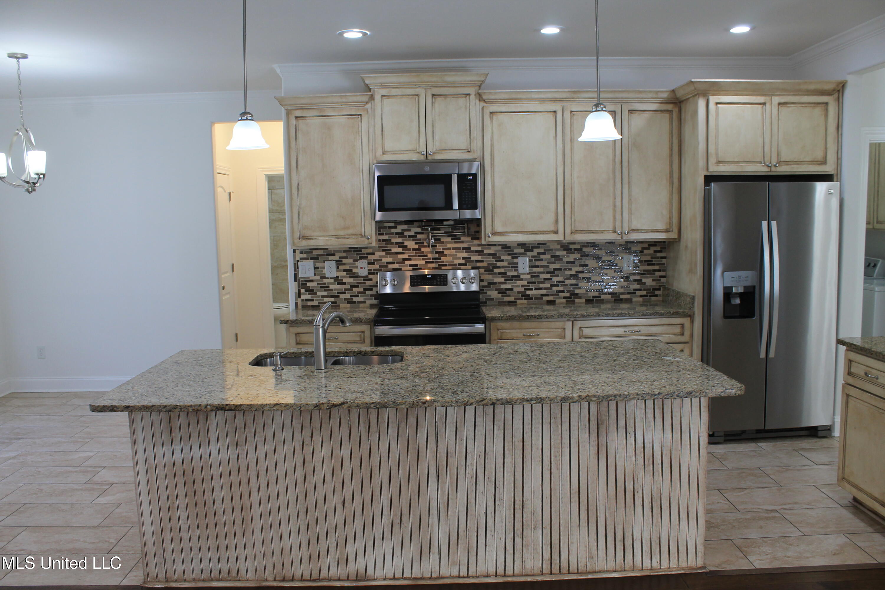 6272 Coleman Road Olive Branch, MS 38654 - Photo 6 of 25 IMG_3125