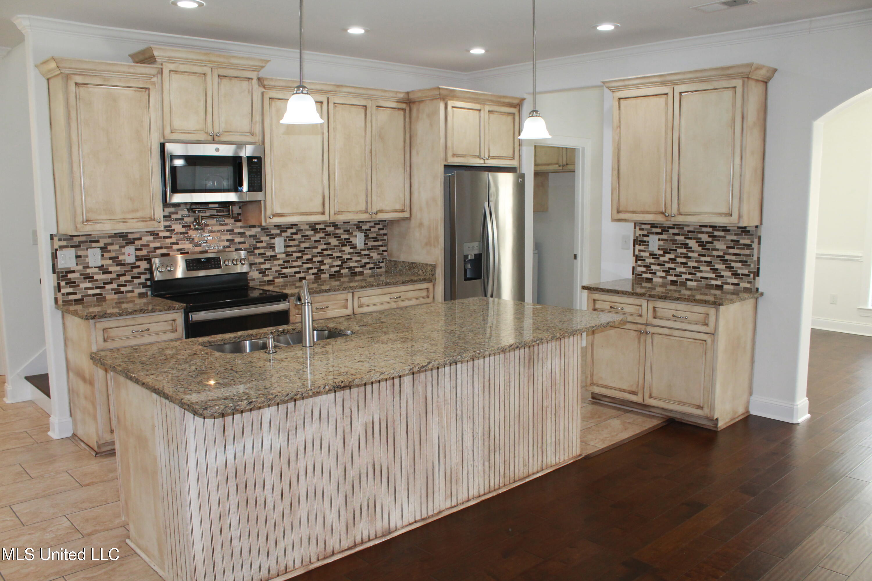 6272 Coleman Road Olive Branch, MS 38654 - Photo 8 of 25 IMG_3127