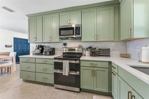 $448,000 | 4810 Arrowwood Drive, Tampa, FL 33615