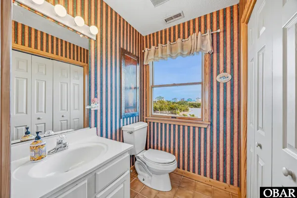 $899,000 | 23032 Cross Of Honor Way, Rodanthe, NC 27968