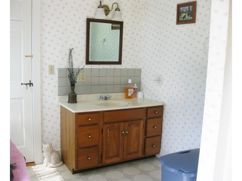 906 Folsom Hill Road Marshfield, VT 05658 - Photo 30 of 32 Gallery Image 30