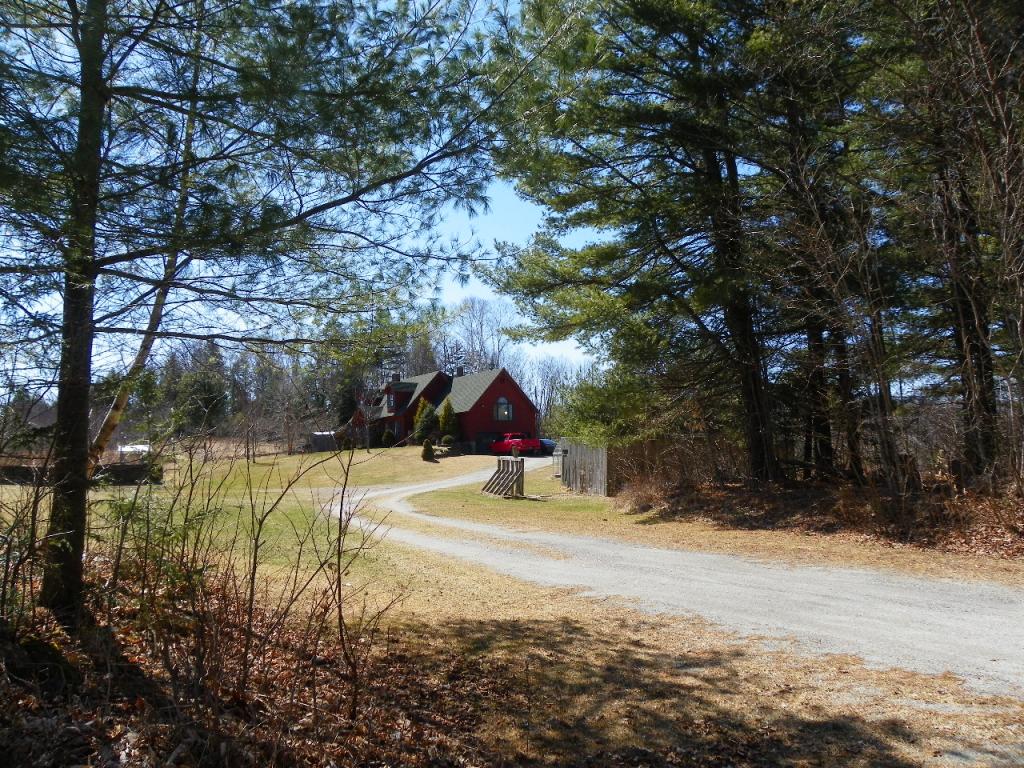 906 Folsom Hill Road Marshfield, VT 05658 - Photo 6 of 32 Gallery Image 6