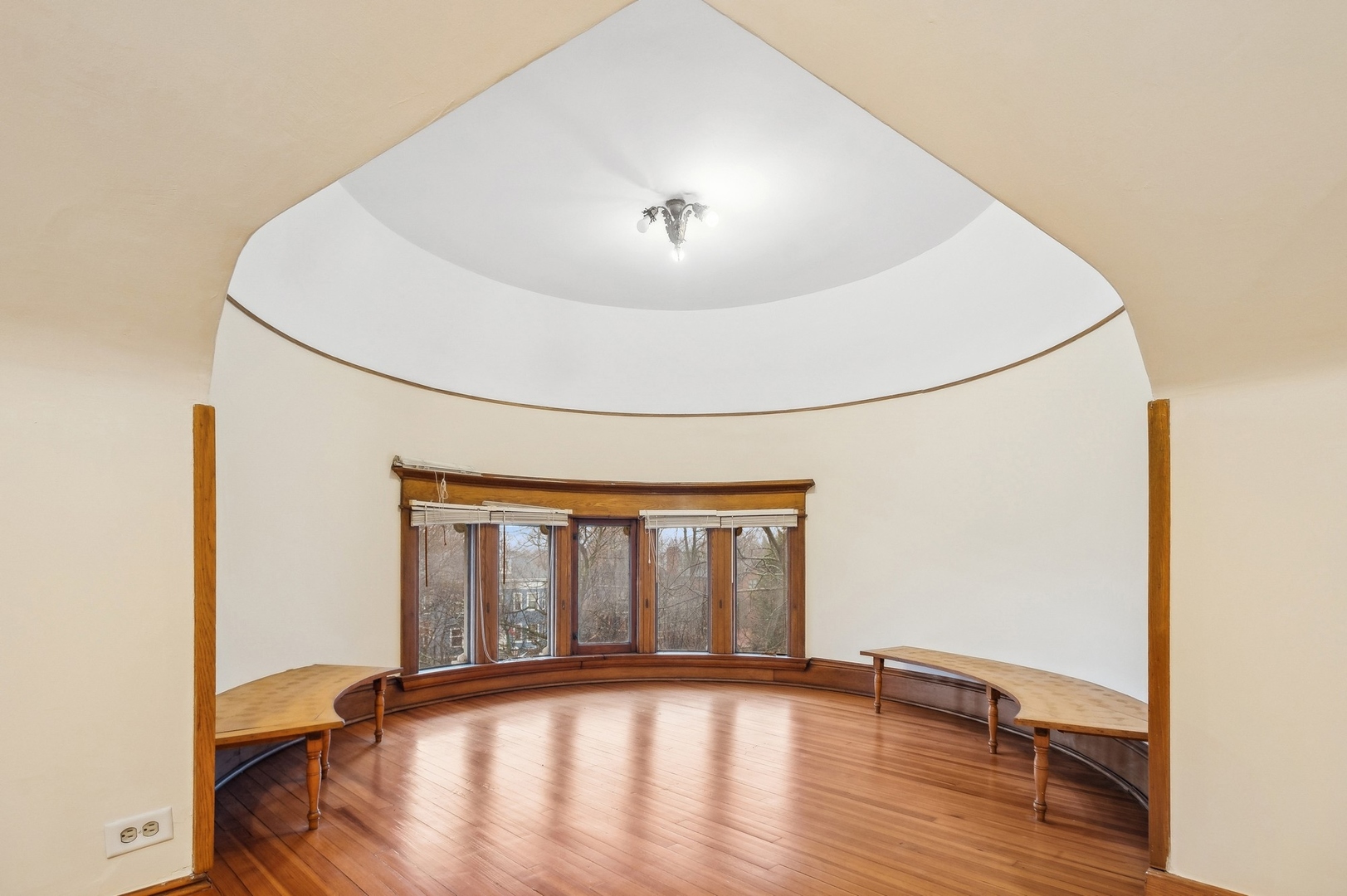 1232 Ridge Avenue Evanston, IL 60202 - Photo 37 of 46 Gallery Image 37