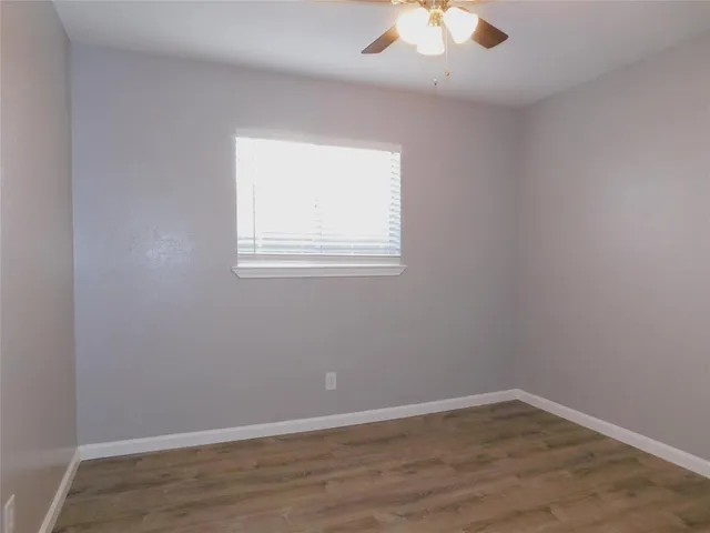 $2,250 | 1524 Carnation Drive, Lewisville, TX 75067