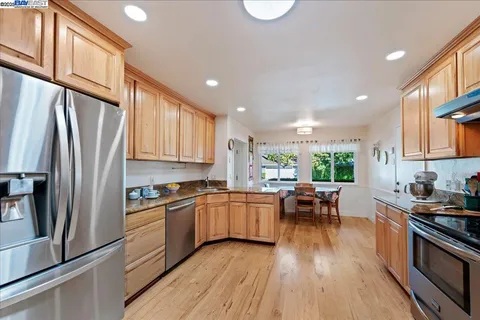 $1,645,000 | 1834 Brooktree Way, Pleasanton, CA 94566