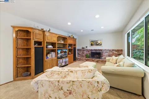 $1,645,000 | 1834 Brooktree Way, Pleasanton, CA 94566