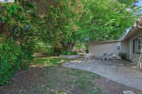 $1,645,000 | 1834 Brooktree Way, Pleasanton, CA 94566