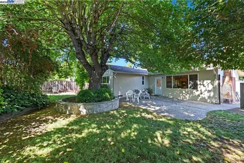 $1,645,000 | 1834 Brooktree Way, Pleasanton, CA 94566