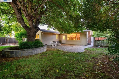 $1,645,000 | 1834 Brooktree Way, Pleasanton, CA 94566