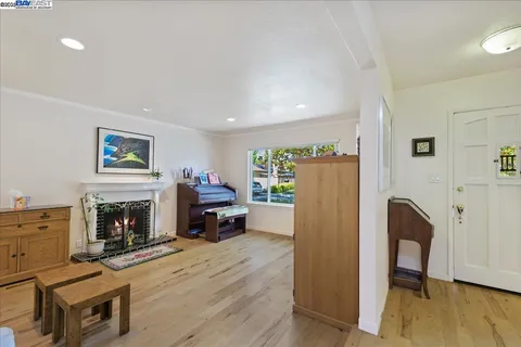 $1,645,000 | 1834 Brooktree Way, Pleasanton, CA 94566