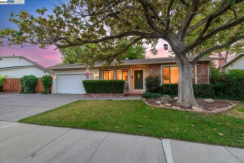 $1,645,000 | 1834 Brooktree Way, Pleasanton, CA 94566