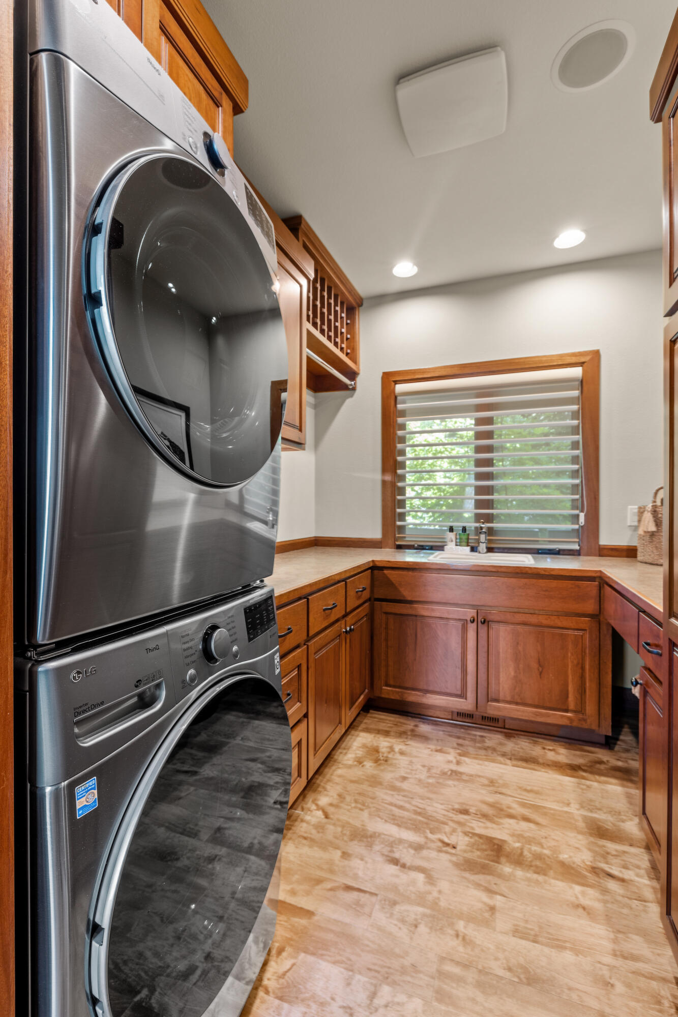 19448 Green Lakes Loop Bend, OR 97702 - Photo 38 of 63 Functional Laundry Room