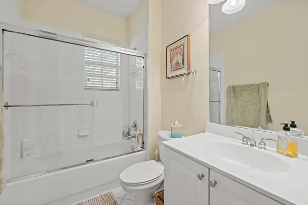 $10,000 | 1043 Vintner Boulevard, Palm Beach Gardens, FL 33410