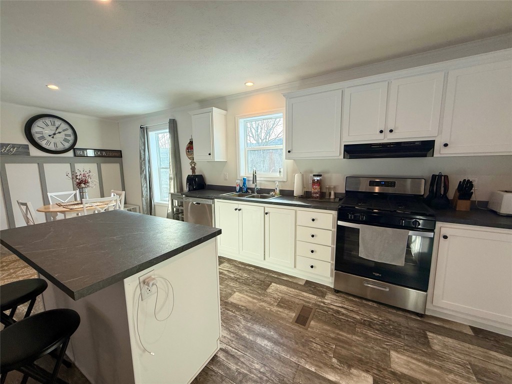 213-215 Old State Rt 34 Waverly, NY 14892 - Photo 9 of 31